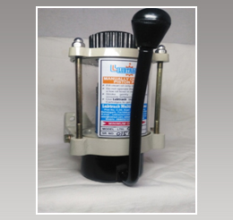 Hand Operated Piston Pump 